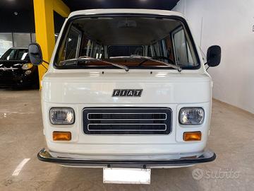 Fiat 900 T (PANORAMA)