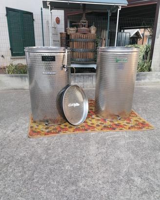contenitori vino, olio, acqua in acciaio inox