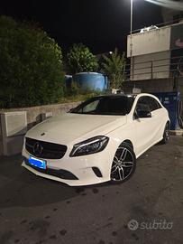 Mercedes classe A 200d peak edition premium night