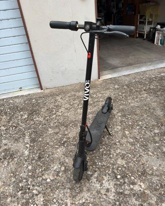 Monopattino elettrico Vivo Bike