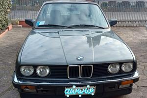 BMW320i