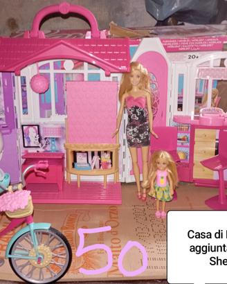 casa di Barbie con Barbie Ken Shelley e bici