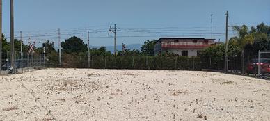 Piazzale 500 mq Ingr.-Usc. SS268 Ottaviano centro