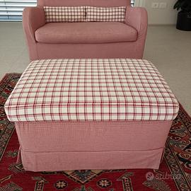Divanetto con pouf