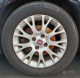 GOMME COMPLETE DI CERCHI IN LEGA 185/65 R15 FIAT