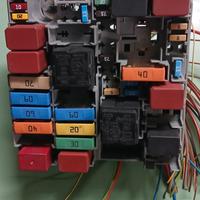 scatola  porta fusibili giulietta 1.6jtd 120cv