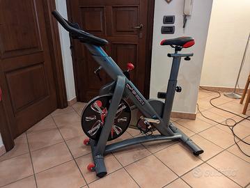 SpinBike tecnofit sp6500e volano 24 kg