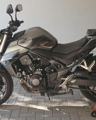 Honda cb Hornet 750
