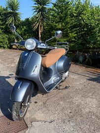 Vespa 300 GTS