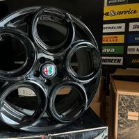 CERCHI IN LEGA ALFA ROMEO 20'' PER STELVIO