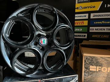 CERCHI IN LEGA ALFA ROMEO 20'' PER STELVIO