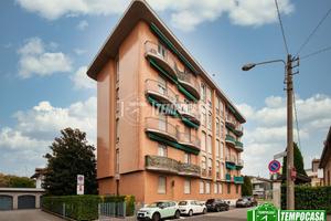 AMPIO 3 LOCALI CON BOX DOPPIO !!