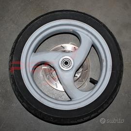 Cerchio 13×3.50+pneumatico 130/60 R13 per SCOOTER
