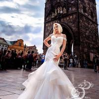 Abiti da sposa ,cerimonia ,comunione 