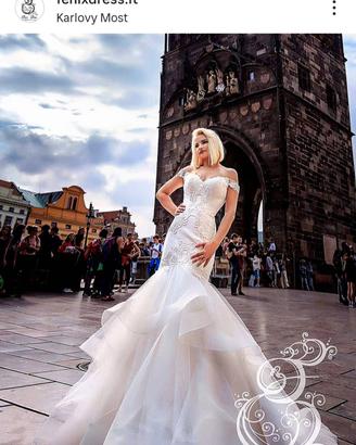 Abiti da sposa ,cerimonia ,comunione 