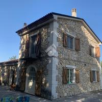 VILLA SINGOLA A CASALVIERI