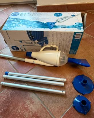 Aspiratore per piscina