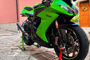 Kawasaki Ninja ZX-10R 2009 accessoriata