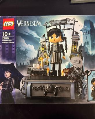 Lego set Wednesday Addams