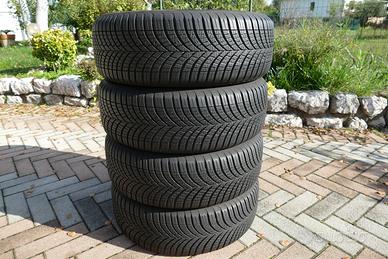 gomme GoodYear 185\55\15 M+S Quattro Stagioni