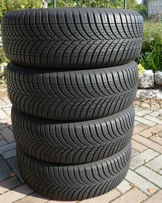 gomme GoodYear 185\55\15 M+S Quattro Stagioni