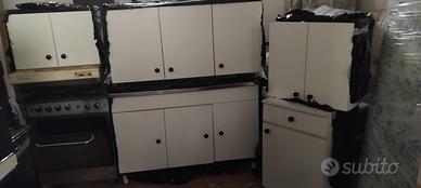 Cucina bianca completa
