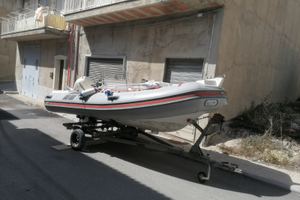 Gommone Bsc motore Evinrude E-tech 90cv
