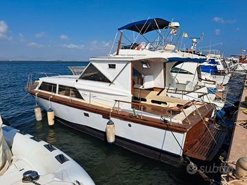 Cabinato Chris Craft Catalina