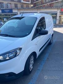 Ford transit courier