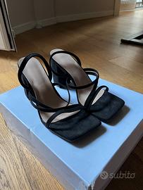 Sandali con fasce sottili