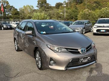 Toyota Auris Touring Sports 1.8 Hybrid Lounge