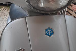 scooter vespa ET2