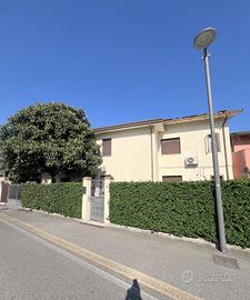 Casa in linea di testa a Ligugnana