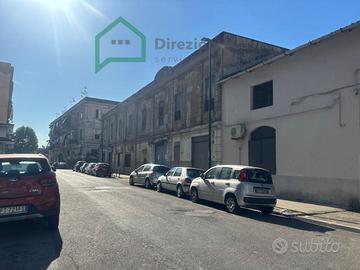 Via Ferrante Loffredo