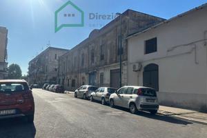 Via Ferrante Loffredo