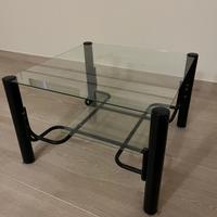 Tavolino in vetro di design