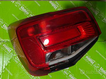 Stop fanale Audi Q2 2016 posteriore SX 90096090