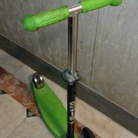 monopattino mini micro verde