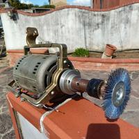 Motore elettrico 220 con mandrino