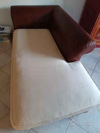 Sceslong divano in pelle