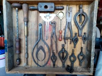 vecchi attrezzi