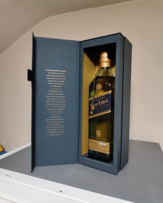 Whisky blue label 0,70 cl con custodia