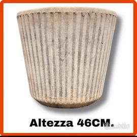 Vaso rotondo in cemento per esterno