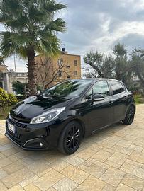 PEUGEOT - 208 BLUEHDI 75 5 PORTE BLACK LINE