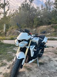 Triumph Street Triple 675
