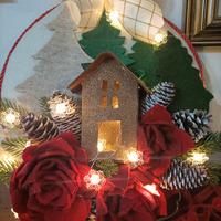 Decorazione Natalizia casa nel bosco 