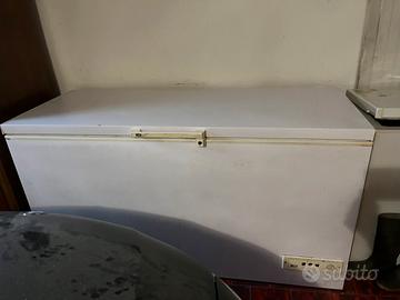 Congelatore a pozzetto usato