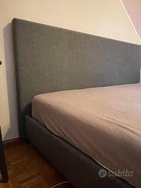 Letto, materasso e comodini