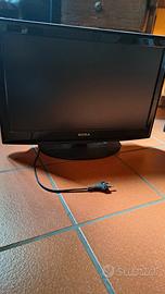 TV HD 22' DICRA