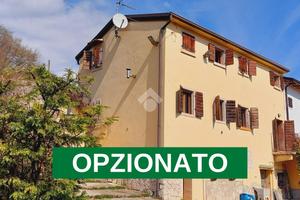 RUSTICO A CAPRINO VERONESE
